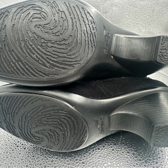 Black Suede Women's Dansco Boots size 39 - Picture 3 of 4